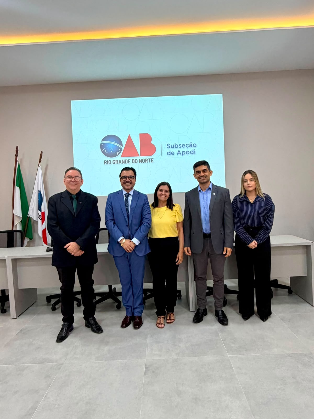 Representantes da FACIS em visita institucional &agrave; Subse&ccedil;&atilde;o da OAB Apodi